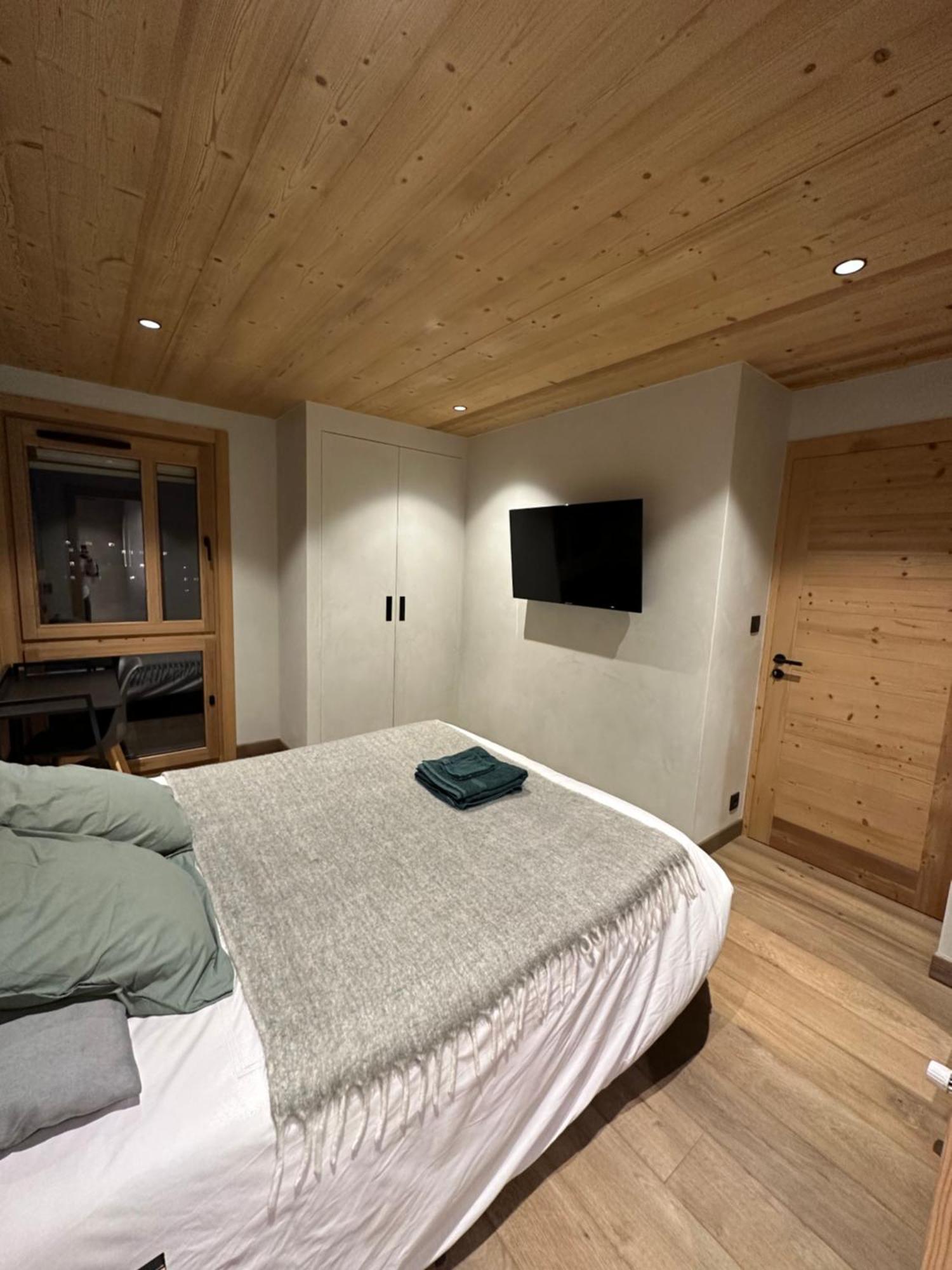 Luxueux Appartement T4 - Lac 5 Min - Parkings Privatifs - Vue Lac Et Montagne Annecy Exterior photo